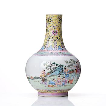 A Chinese vase, Republic with Qianlong mark.