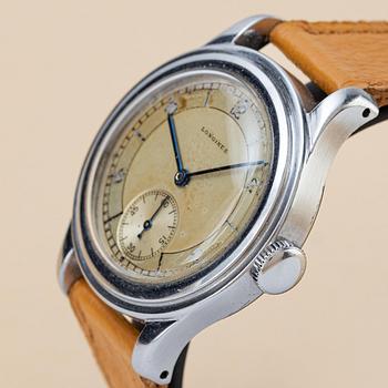 Longines, "Tre-Tacche", "Sector Dial", "Suiza signed", "Step case", ca 1943.