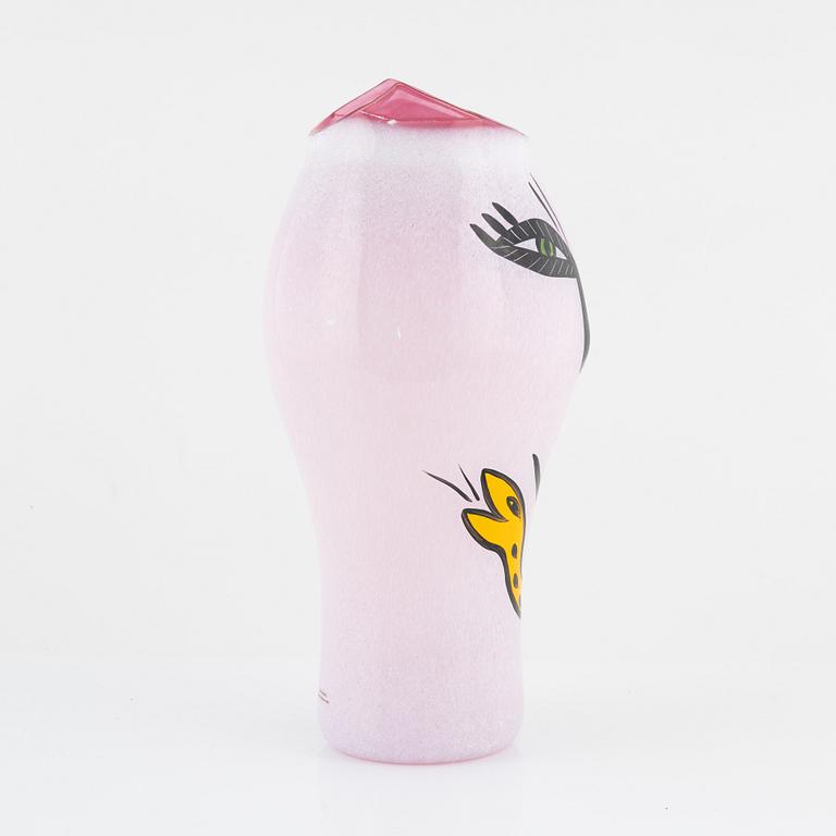 Ulrica Hydman-Vallien, vas, glas, Kosta Boda, signerad.