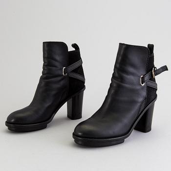 A pair of Acne boots, size 40.