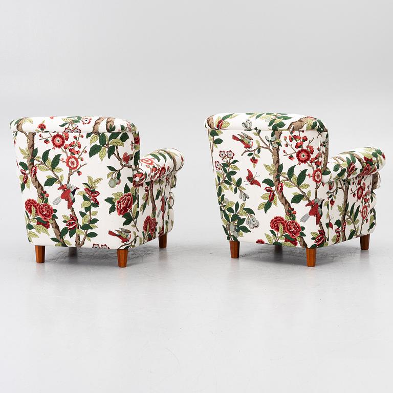 Josef Frank, a pair of model 336 armchairs, Firma Svenskt Tenn, AB O.H. Sjögren, 2017.