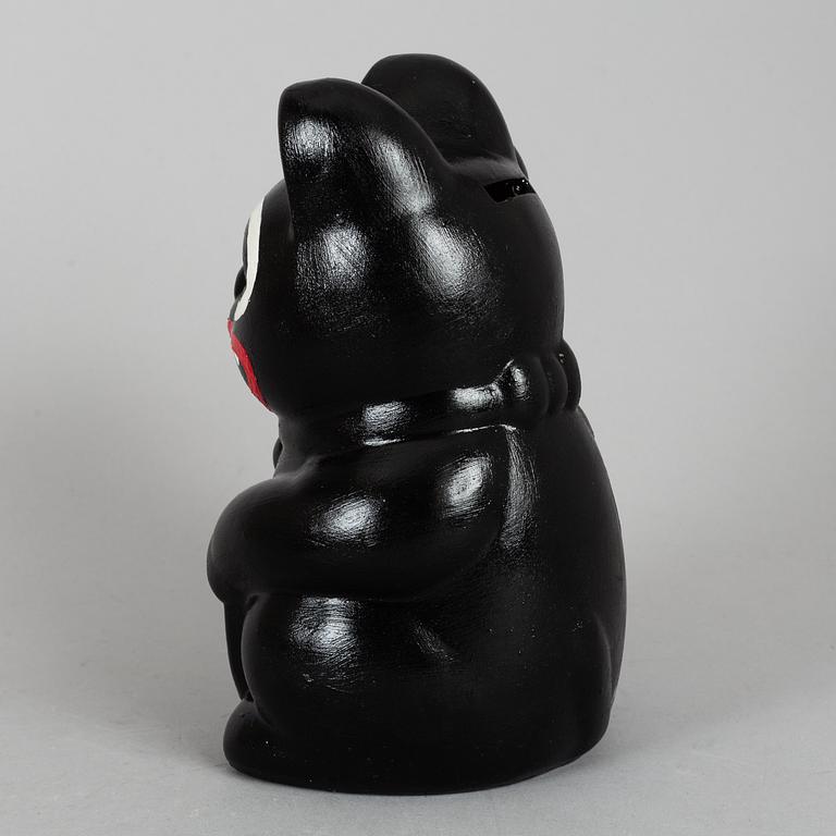 MAKODE LINDE, sculputre, "Manike Neko", signed and dated -19.