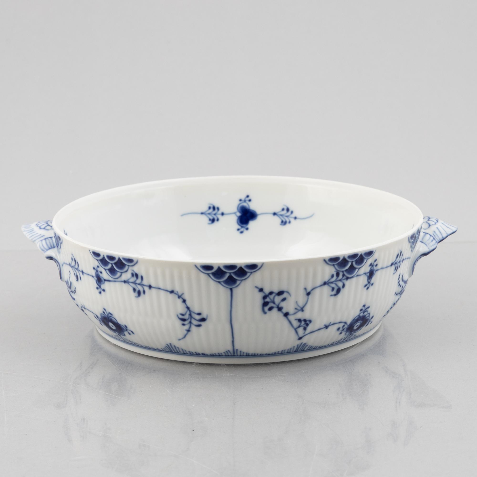 Royal Copenhagen, a 94-piece mostly full lace "Blue Fluted" dinner and tea service, Denmark.
