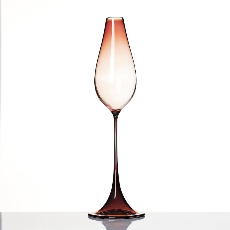 Nils Landberg, a 'Tulip' glass goblet, Orrefors, Sweden 1950s.