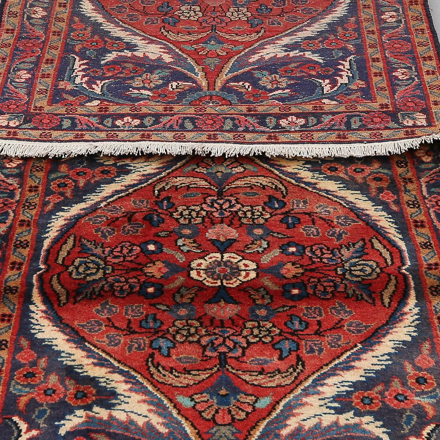 MATTA, Mehraban, ca 290 x 85 cm.