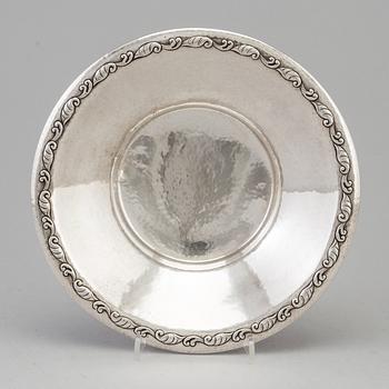 A Norwegian Art Nouveau silver 830/1000 bowl on four square feet, maker's mark Thune, Oslo, early 20th century.