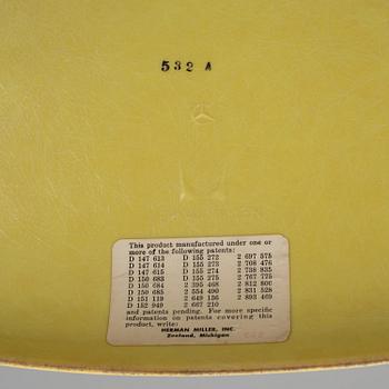 Charles and Ray Eames, A pair of 'DSS' chairs for Herman Miller, second half of the 20th-century.