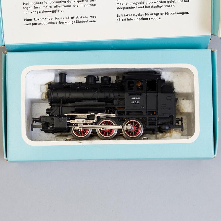 MODELLJÄRNVÄG med TILLBEHÖR, MÄRKLIN, Tyskland, 1960/70-tal.