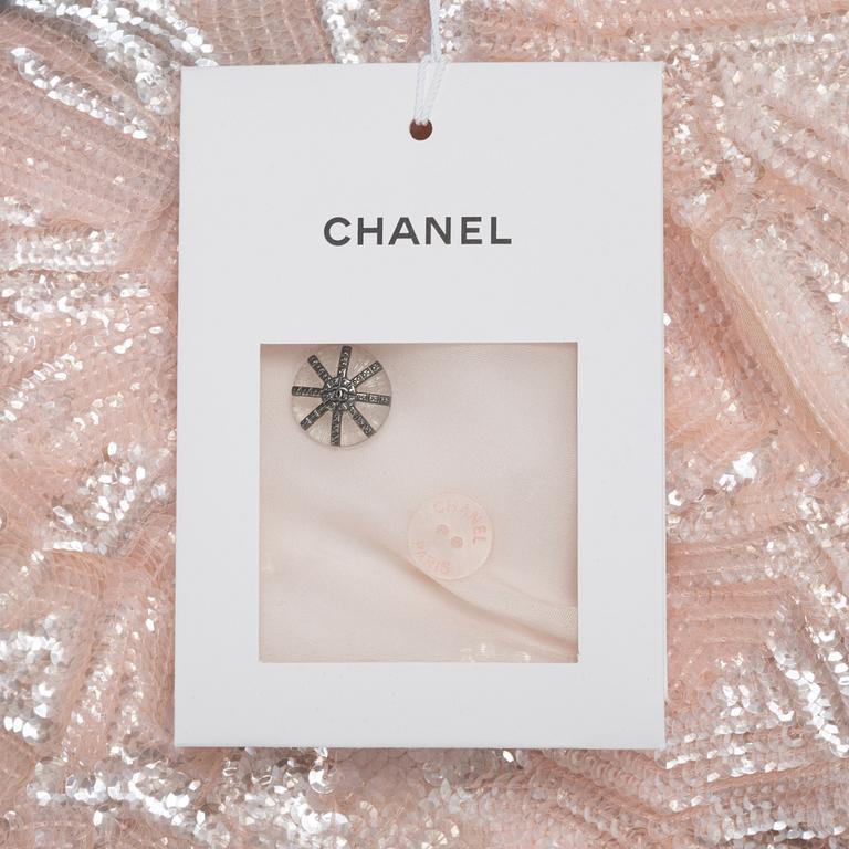 Chanel, a silk blouse, size 34.