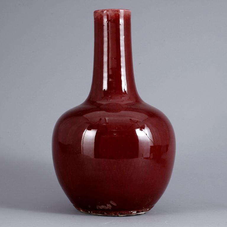 VAS, porslin, Kina, 1900-tal.