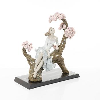 Joan Coderch, figurine, "Sweet scent of blossoms", Lladró, Spain.
