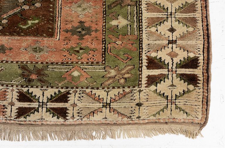 Rug, Konya, approx. 190 x 140 cm.