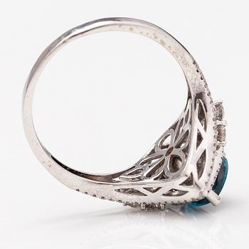 Sormus, 14K valkokultaa, turmaliini ja timantteja n. 0.60 ct yht.