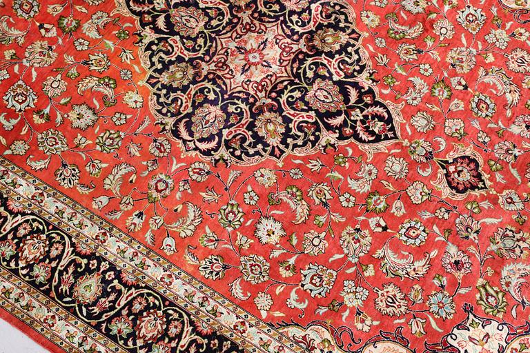 Carpet, Ghom, older, silk warp, 206 x 131 cm.