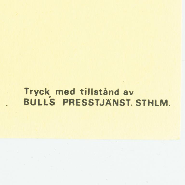 Mumin, Offsetaffisch, "Om jag nu ligger här och ser ung ljuv och hjälplös ut...".