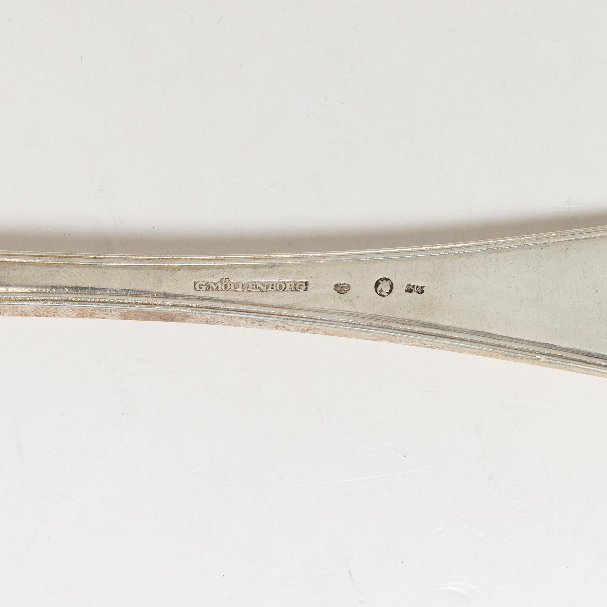 Raguskedar/serveringsskedar, 3 st, silver, Stockholm, G Möllenborg 1824 resp G Folcker 1828-1834.