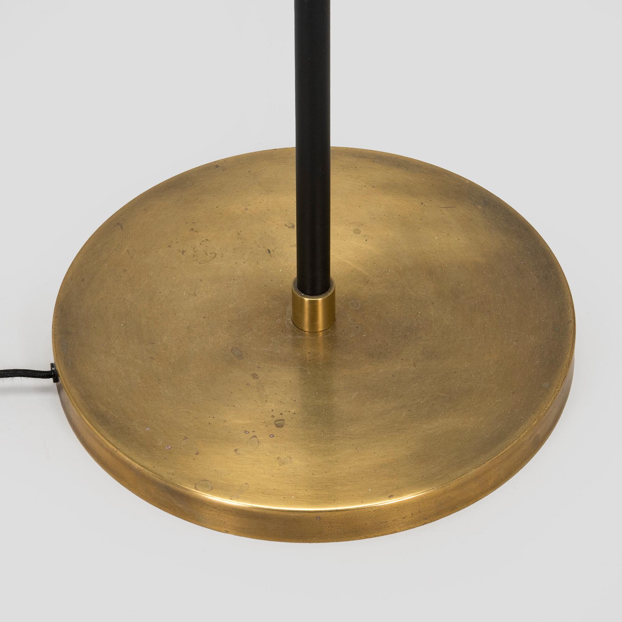 Aerin, lattiavalaisin "Charlton", 2000-luku.