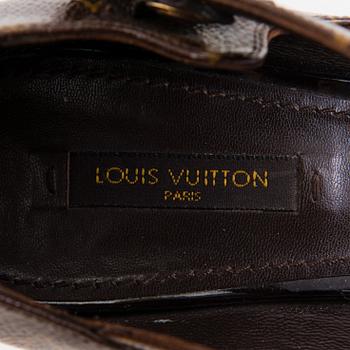 LOUIS VUITTON Monogram Ritual Mary-Jane Pumps in size 38.5.