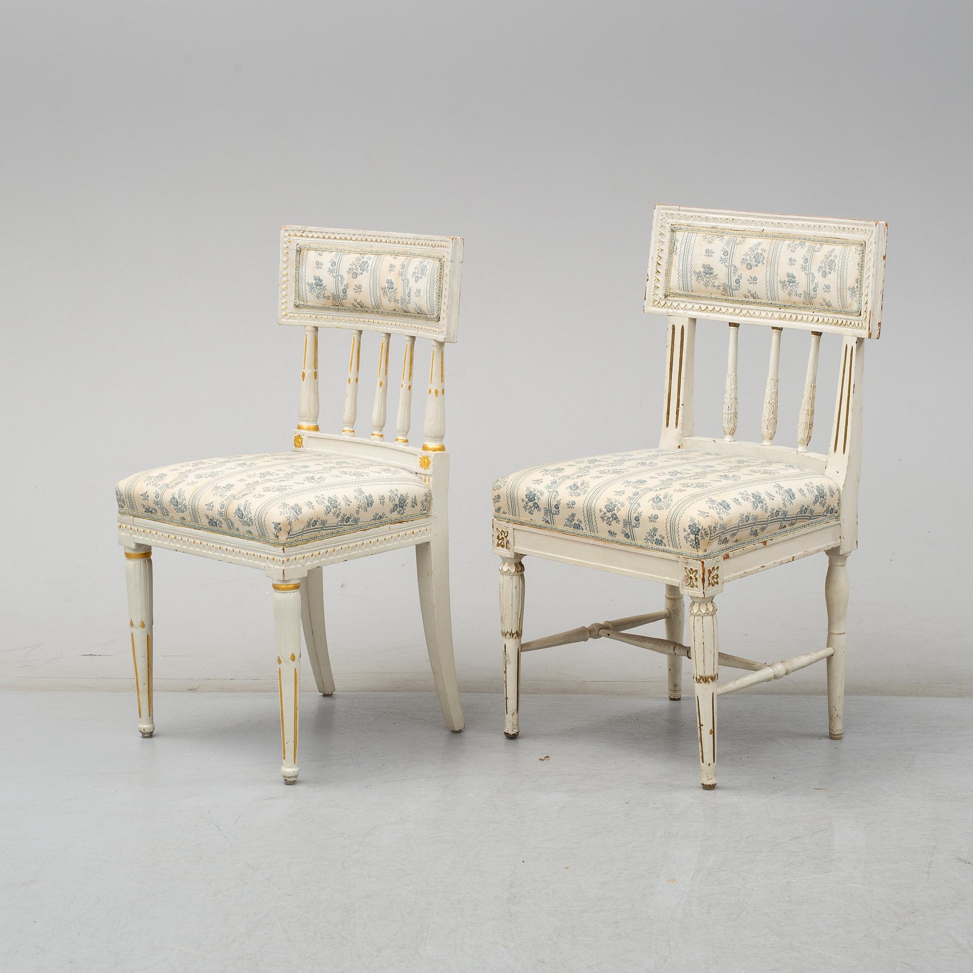 Eight chairs (6+2), late gustavian and late gustavian style, 19th century and ca 1900.