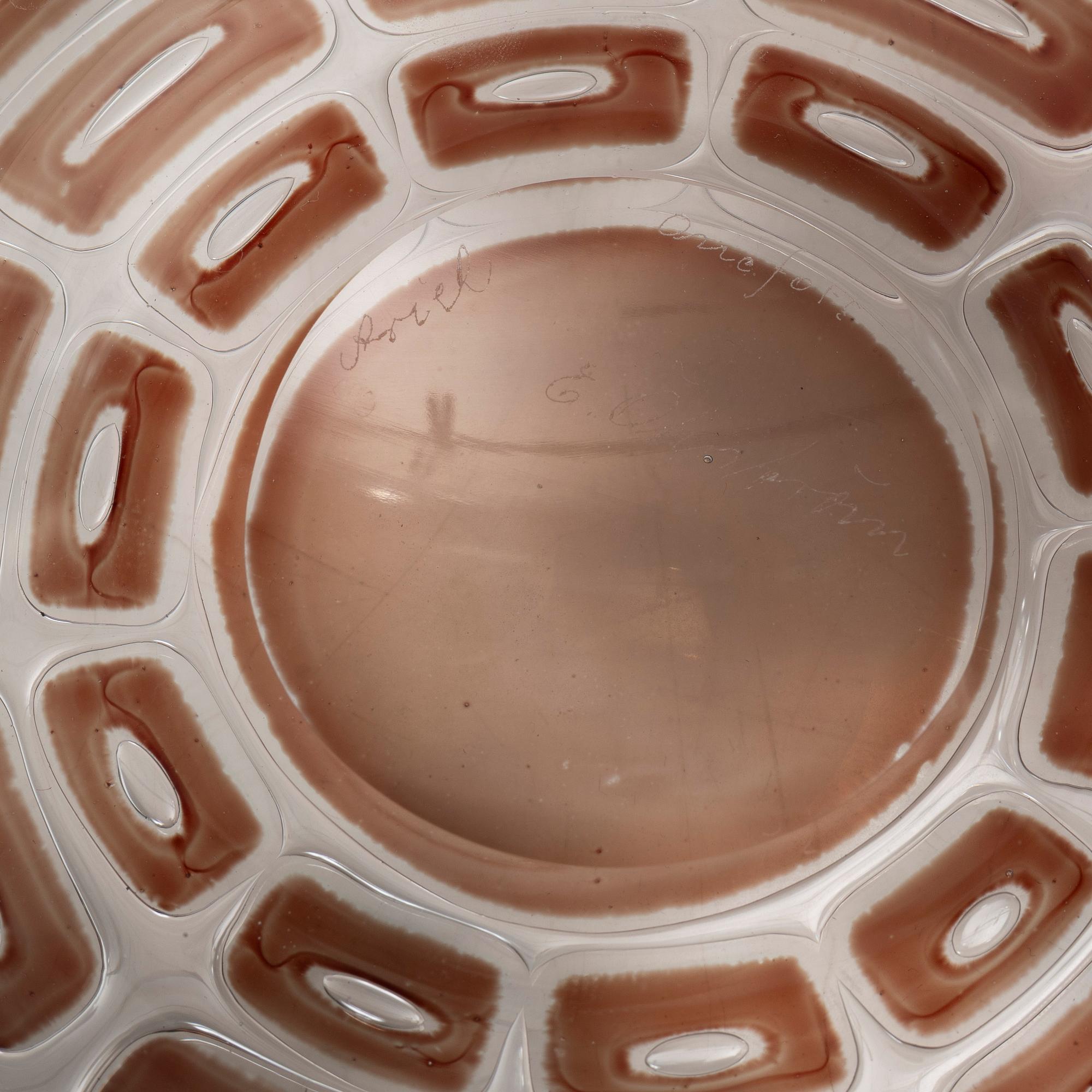 Edvin Öhrström, an ariel glass dish, Orrefors.