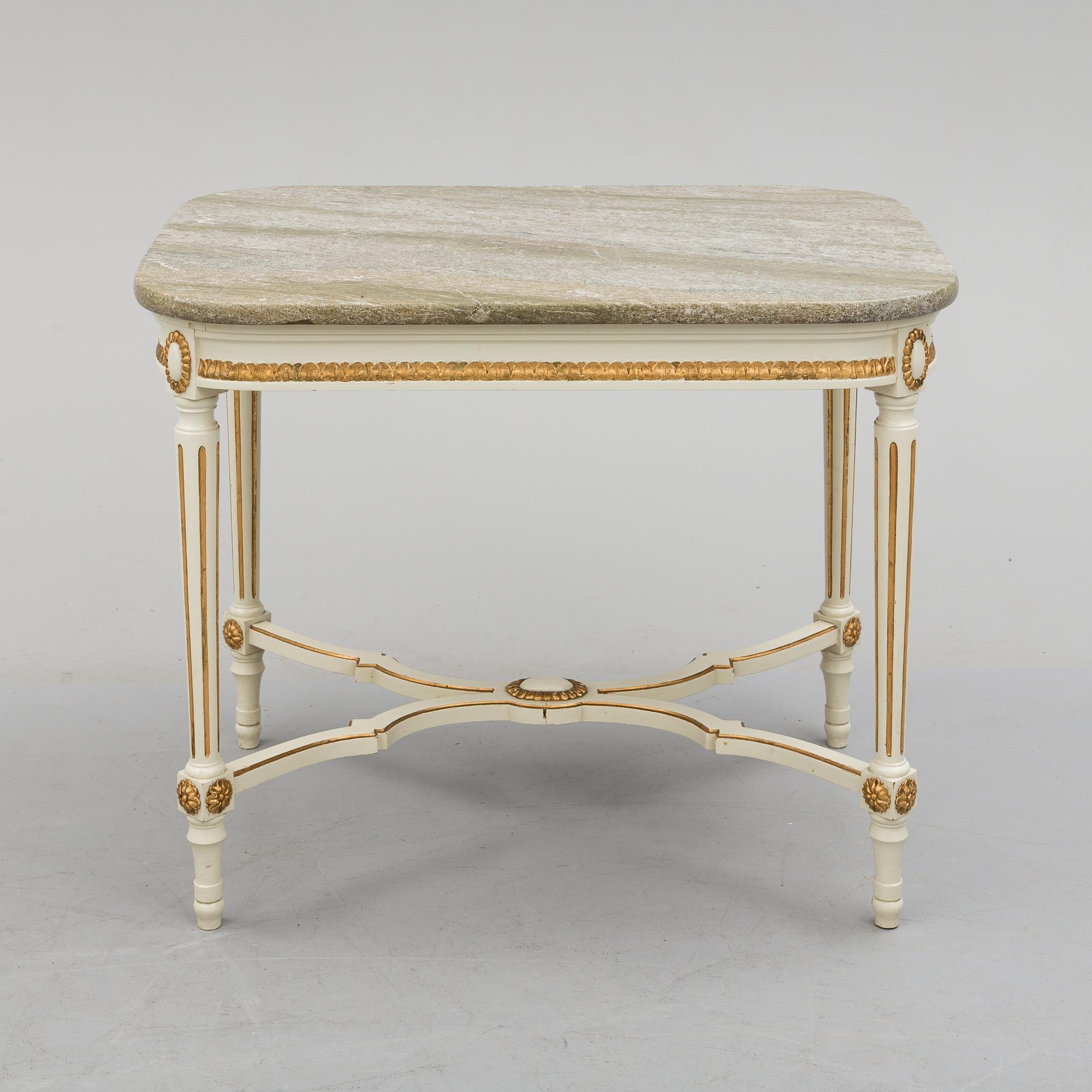 A first half of the 20th century Gustavian style five pcs furniture suite.