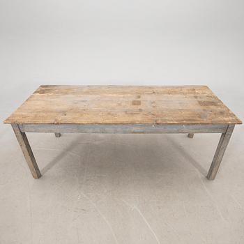 Bord 1900-talets första hälft.