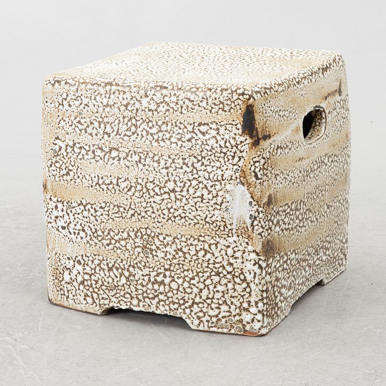 Trädgårdspall, keramik, möjligen Frankrike.