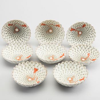 A SET OF 8 JAPANESE PORCELAIN BOWLS. FIRTS HALF OF 20TH CENTURY.