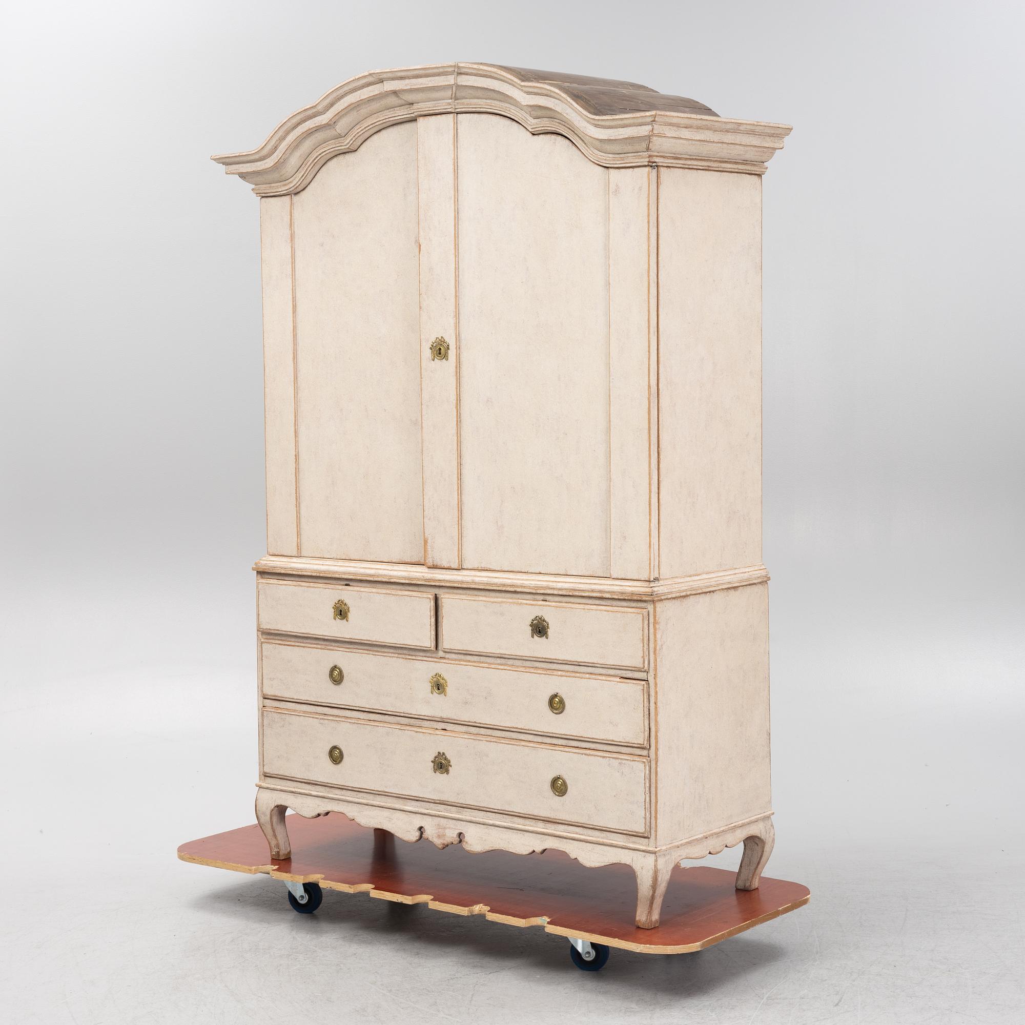 A painted Rococo cabinet, 18th Century.