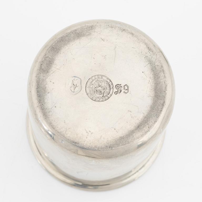 Estrid Ericson, burk med lock, tenn, Firma Svenskt Tenn, Stockholm 1968.