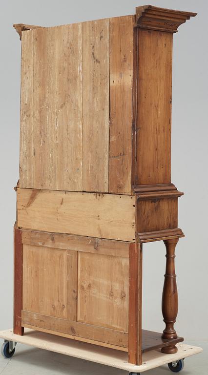 SKÅP, senbarock 1700-tal.