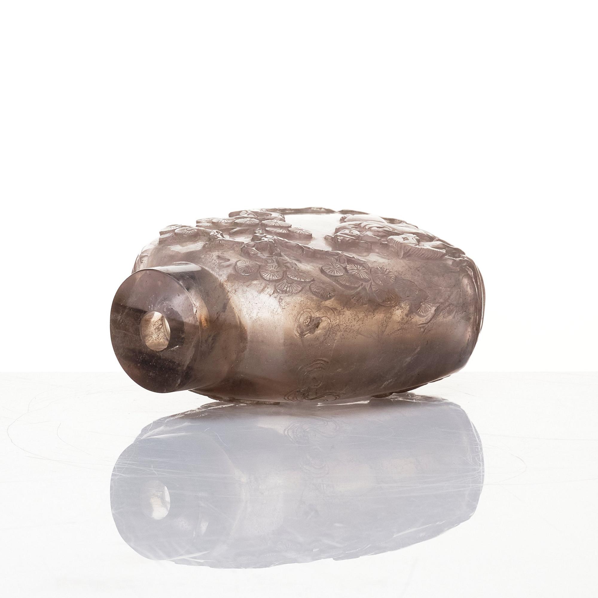 A rock-chrystal snuffbottle, Qing dynasty, 19th century.