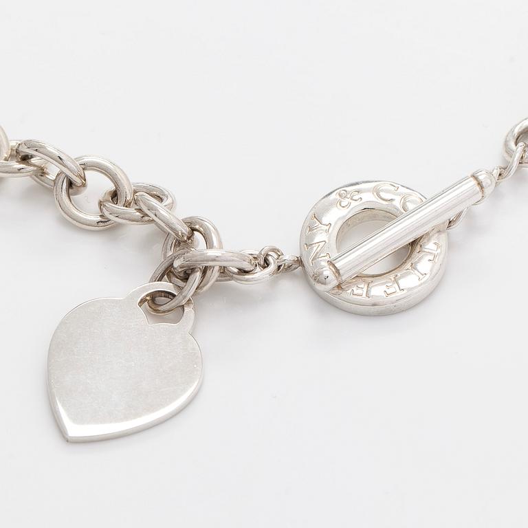 Tiffany & Co, collier, "Heart Tag Toggle", sterling silver.