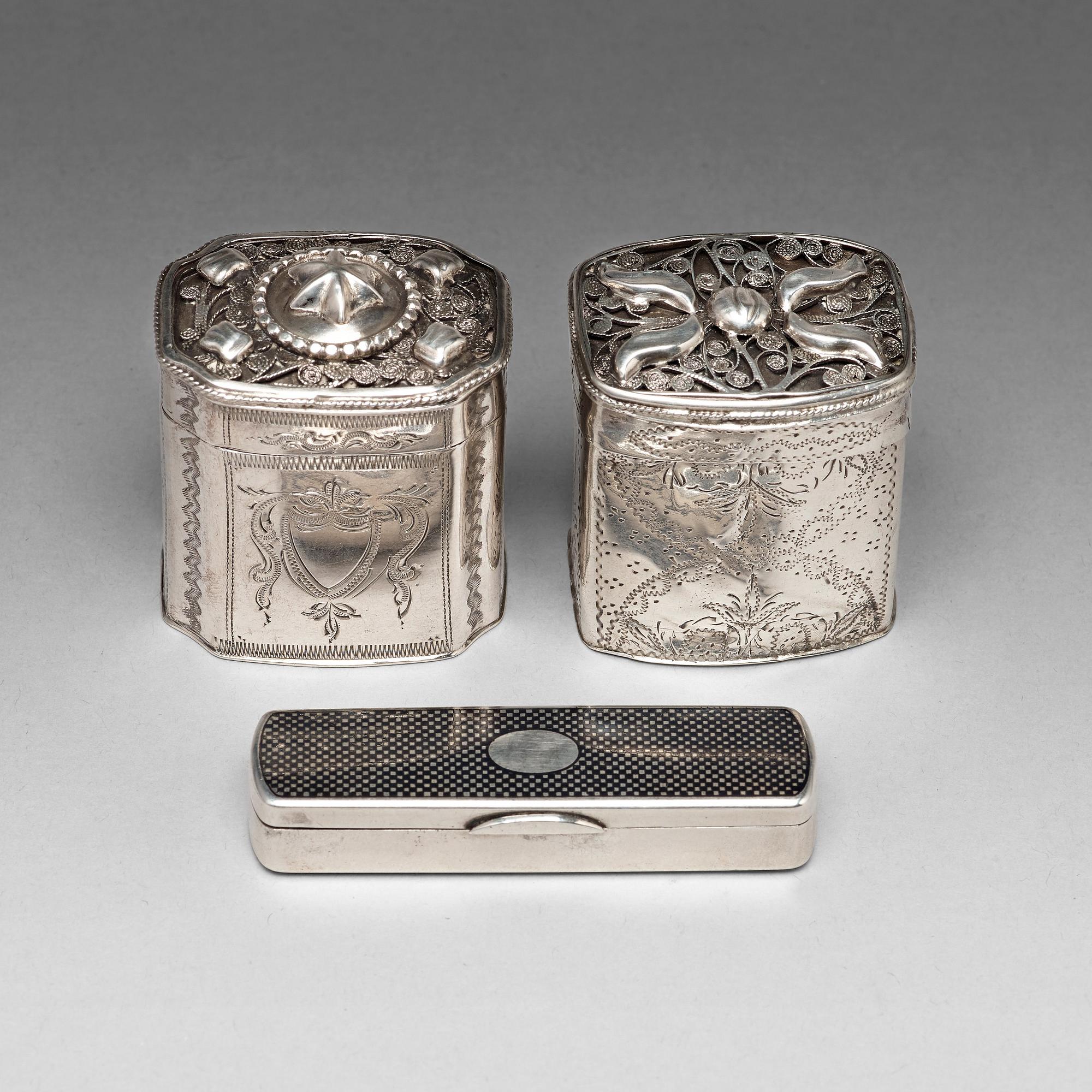 Dosor, 3 st, silver, en Moskva 1861, två stycken Holland, sannolikt 1800.tal.