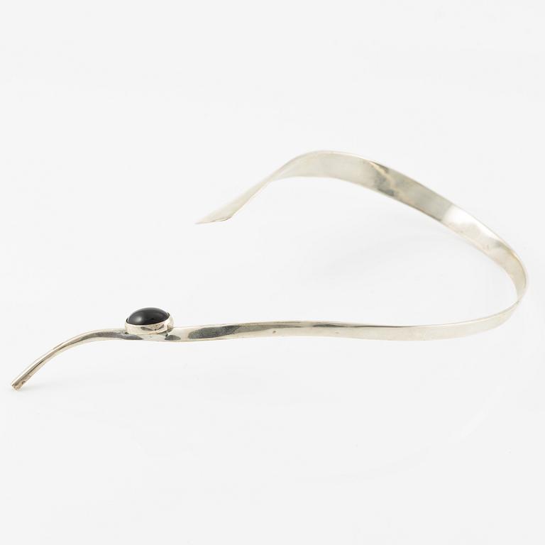 Staffan Hallberg, halscollier, silver.