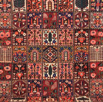 A carpet, Bakhtiari, around 342x 300.