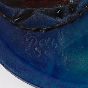 Almaric Walter, & Henri Bergé, a pâte de verre beetle ashtray, Nancy, France, early 20th century.