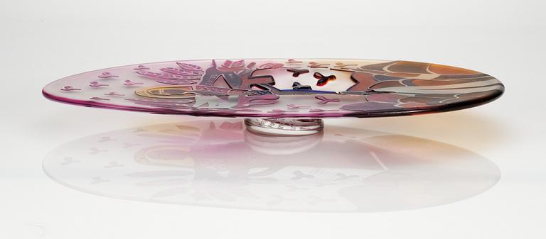 A Bertil Vallien glass dish, Kosta Boda 1989.
