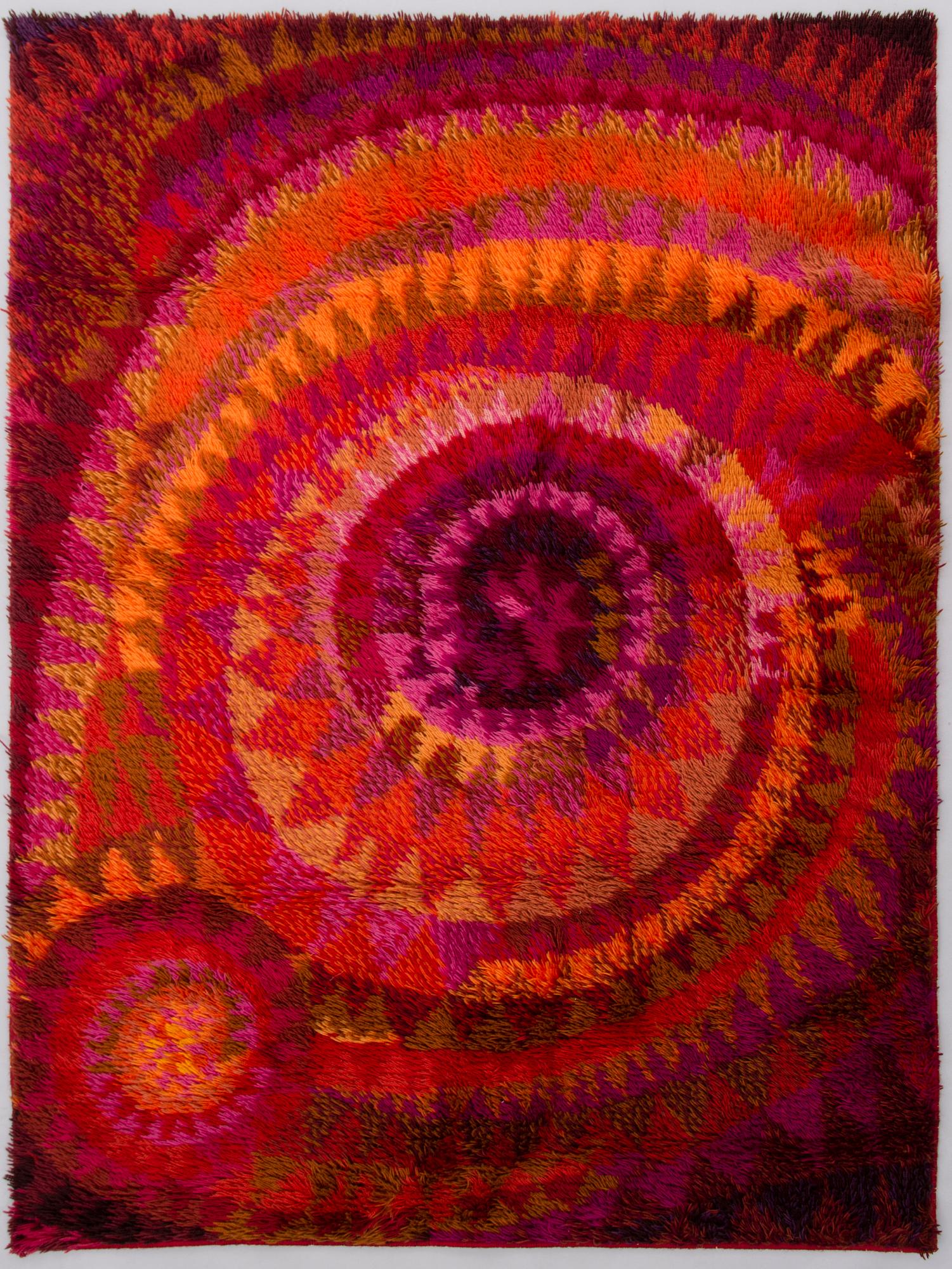 MARJATTA METSOVAARA, ryijymatto, Oy Finnrya Ab. Noin 175x135 cm.