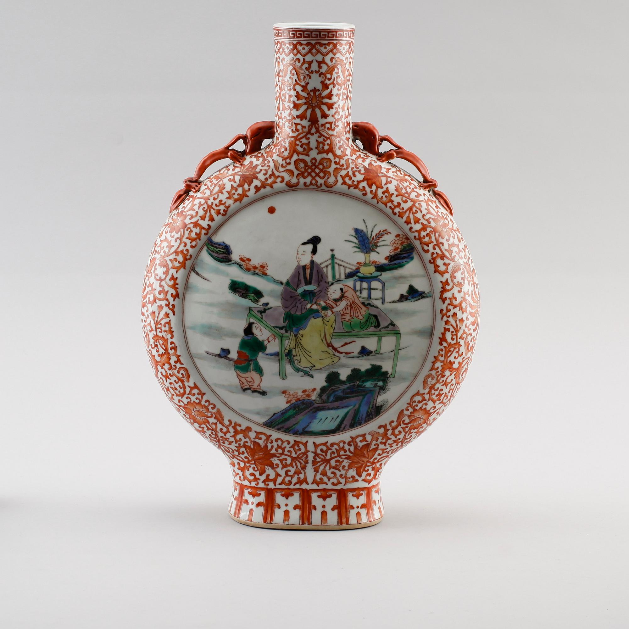 PILGRIMSKRUS, porslin, Kina, 1900-tal.