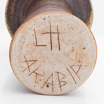 Liisa Hallamaa, vas och tre ljusstakar, keramik, signerad LH Arabia.