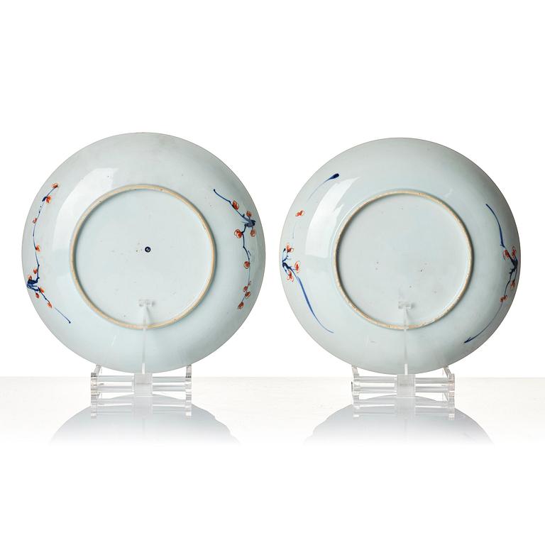 A set of six imari dishes, Qing dynasty, Kangxi (1662-1722).