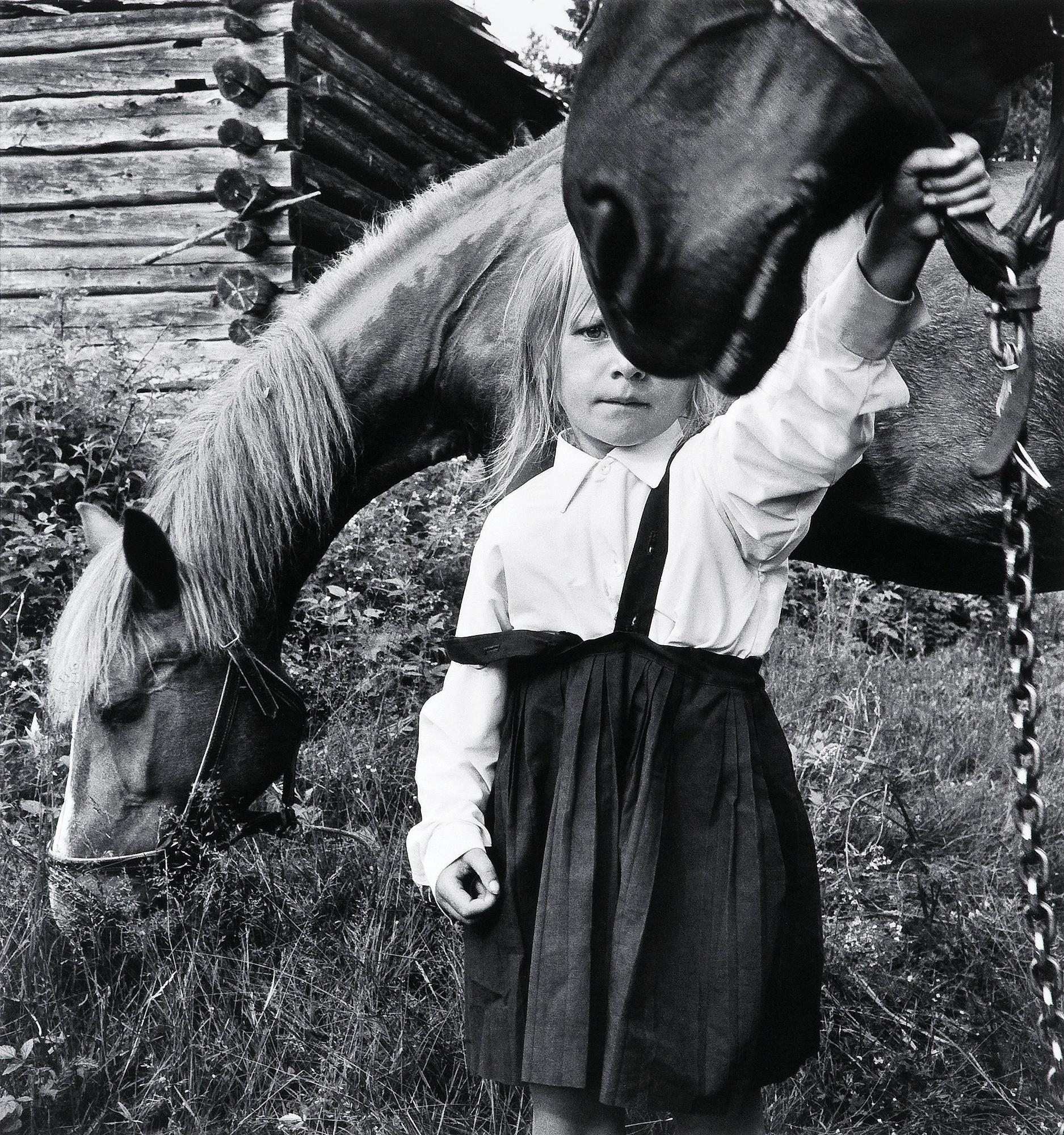 ISMO HÖLTTÖ, fotografi, 1/3 silvergelatinfotografi, sign. a tergo, konstnärens avdrag 1991.