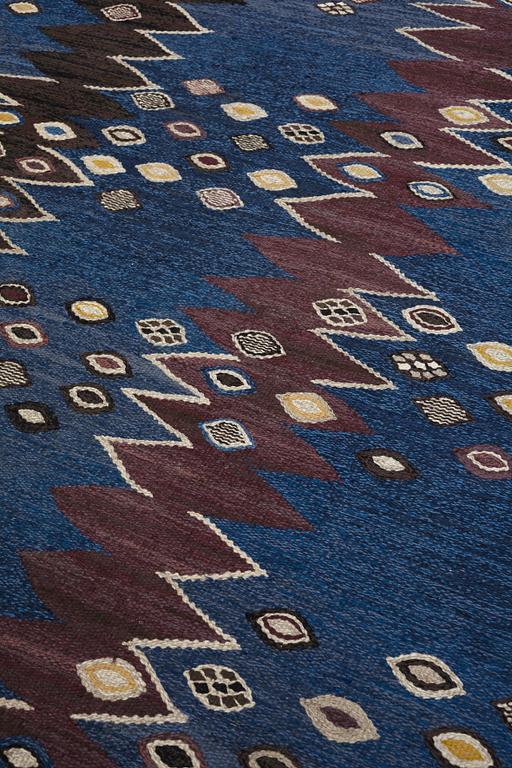 Barbro Nilsson, a carpet, "Snäckorna", flat weave, ca 309,5-312 x 203-205,5 cm, signed AB MMF BN.