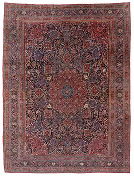 401. An antique Moud carpet of 'Ardabil' design, approximately 445.5 x 332 cm.