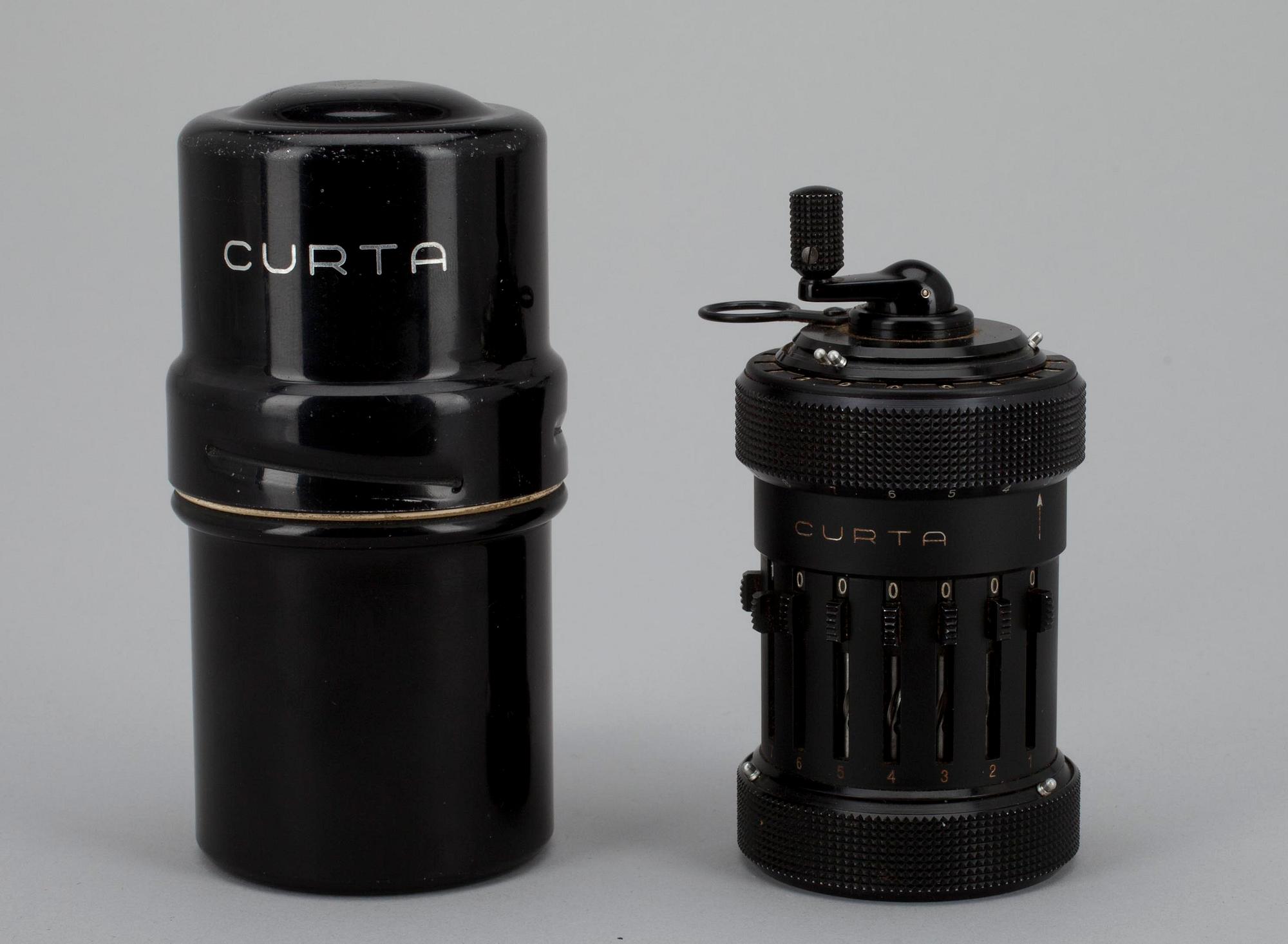 RÄKNEMASKIN, Curta, Cortina AG Maureen, Liechtenstein 1900-talets senare hälft.