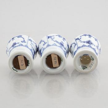 Three salt and pepper shakers, a sauce boat and a sauce tureen, "Blue Fluted"/"Musselmalet", Royal Copenhagen.