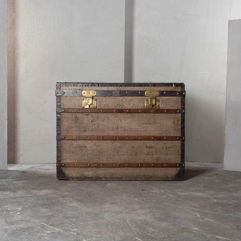 TRUNK by Louis Vuitton from late 19ths cent.