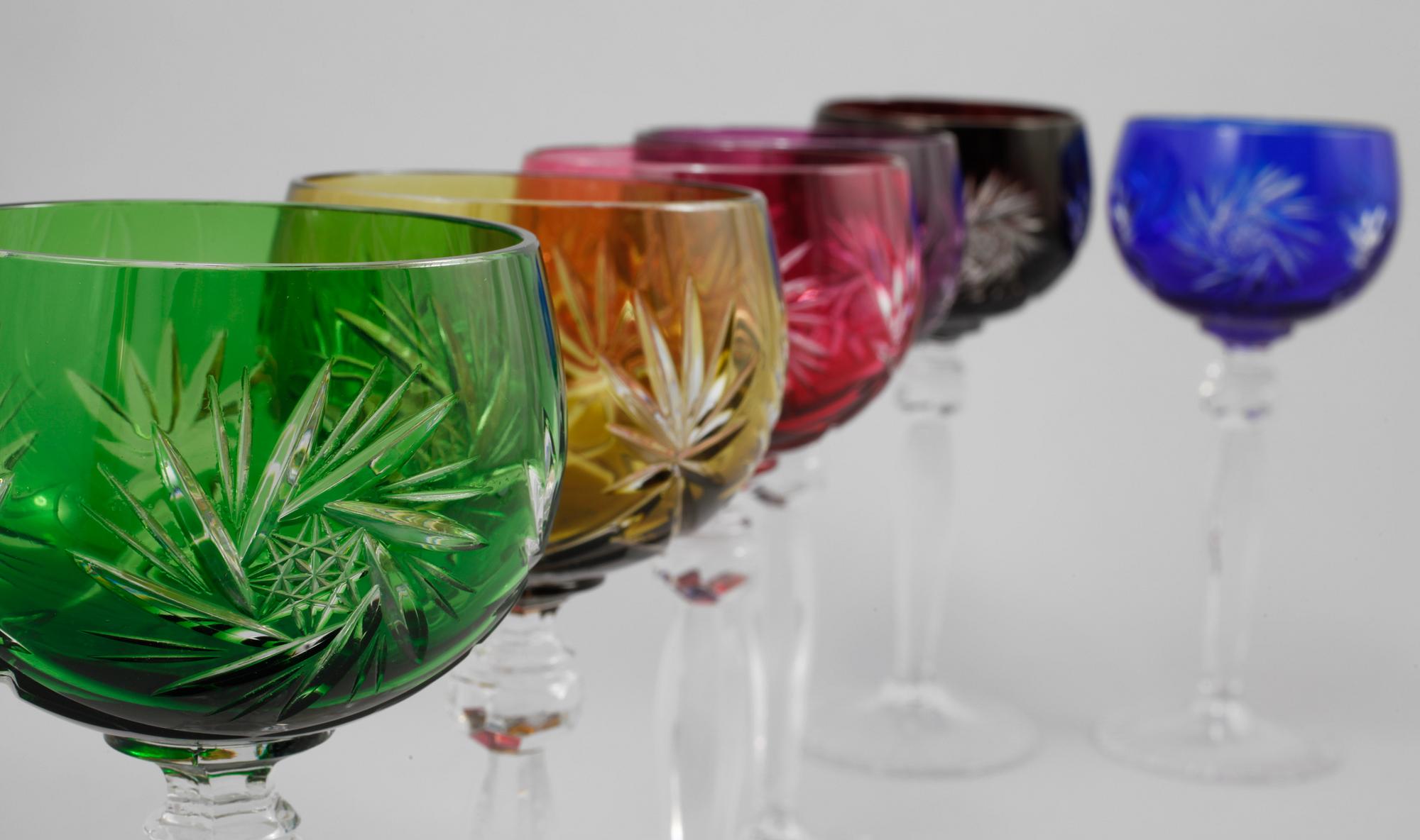 VINGLAS, 6 st, glas, Böhmisk typ, 1900-tal.