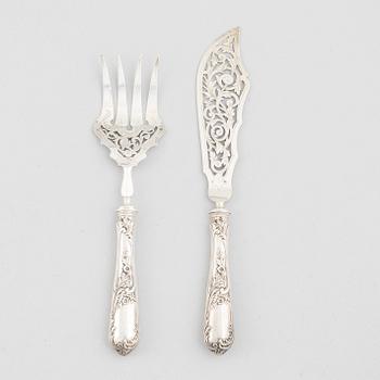 A French silver serving set, mark of Louis Ravinet & Charles Denfert, Paris circa 1900.